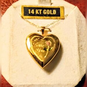 14KT Gold Stamped Heart Locket inscribed I Love You&Rose,2x2 cm gold chain,4g